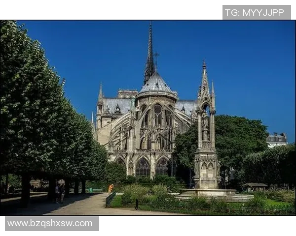 加莱诺的艺术世界探秘：从传统到现代的创作之旅