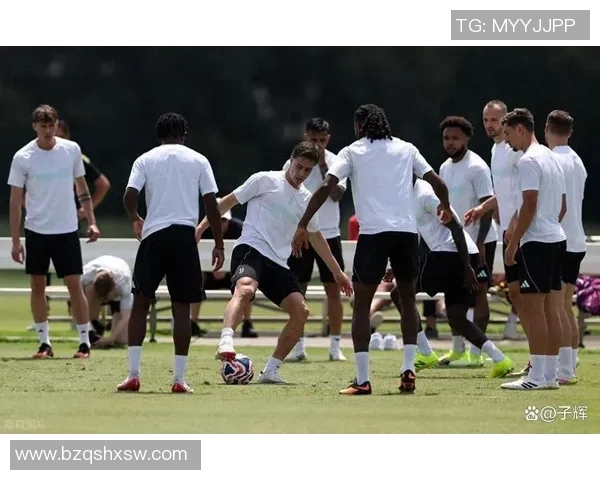 日耳曼与尤文激战正酣比分悬念引发球迷热议